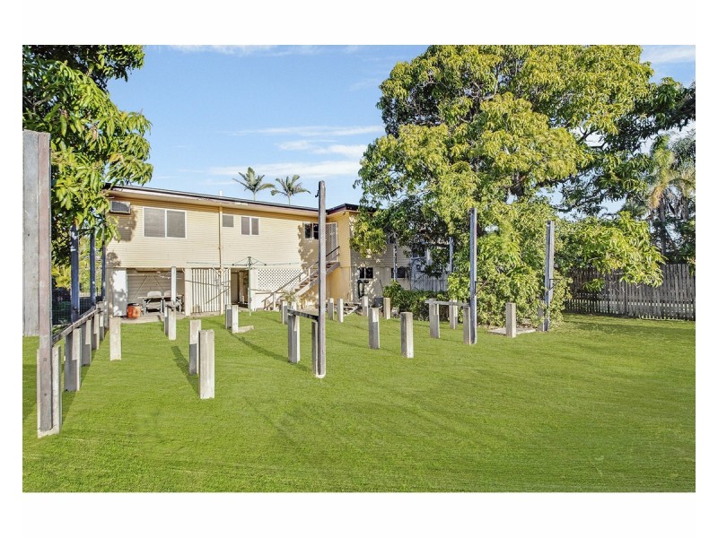 365 Duthie Avenue, Frenchville QLD 4701