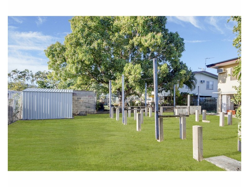 365 Duthie Avenue, Frenchville QLD 4701