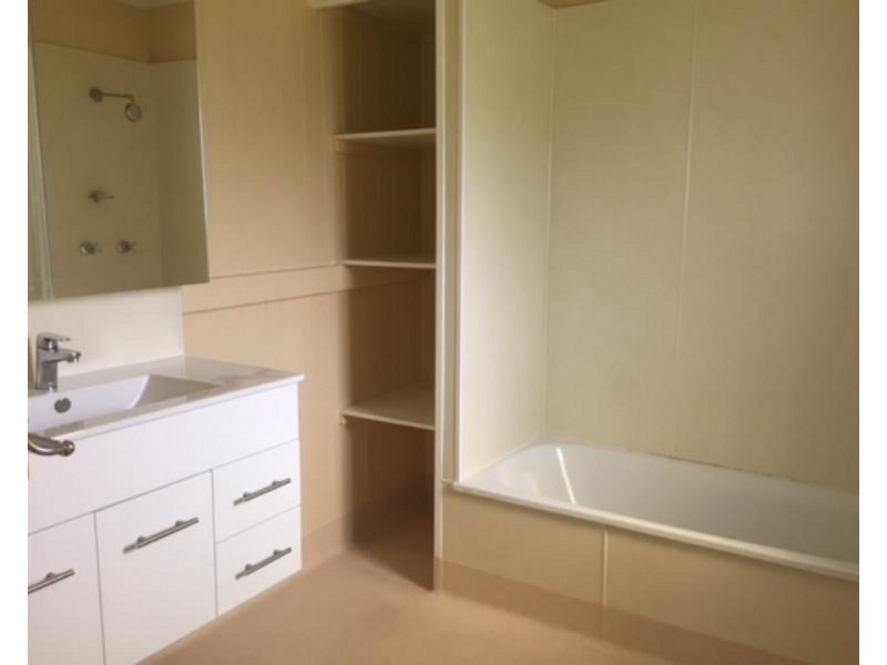 23 McKelligett Street, Wandal QLD 4700