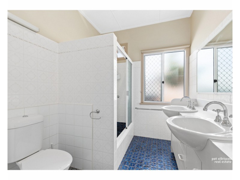 16 Knutsford Street, Wandal QLD 4700