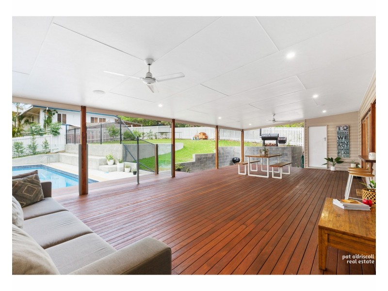98 Penlington Street, The Range QLD 4700
