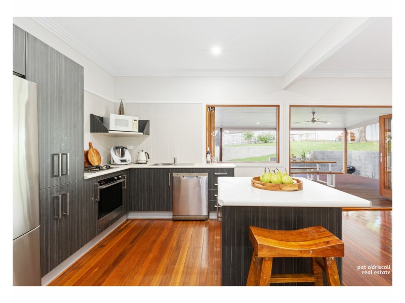 98 Penlington Street, The Range QLD 4700