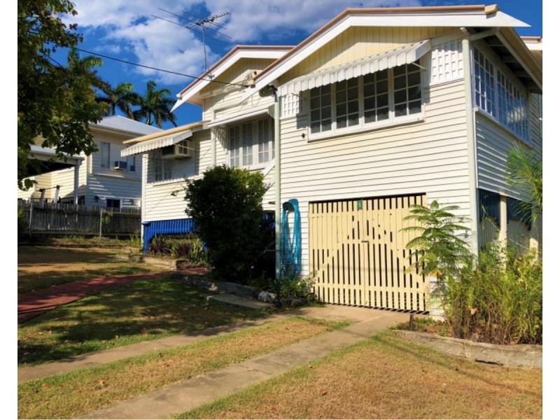 5 Cairns Street, The Range QLD 4700