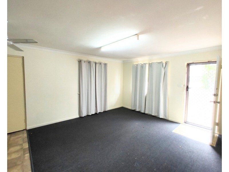 1/48 Denning Street, Park Avenue QLD 4701