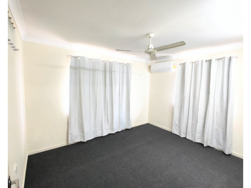 1/48 Denning Street, Park Avenue QLD 4701