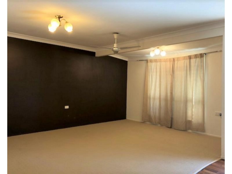 62 Johnson Road, Gracemere QLD 4702