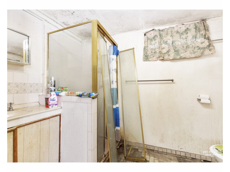 10 Arnold Street, Allenstown QLD 4700