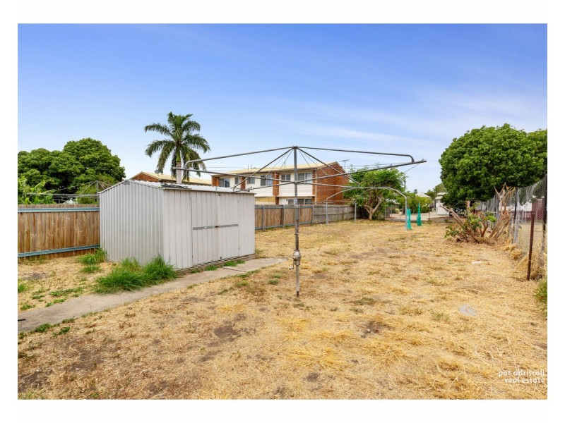 10 Arnold Street, Allenstown QLD 4700