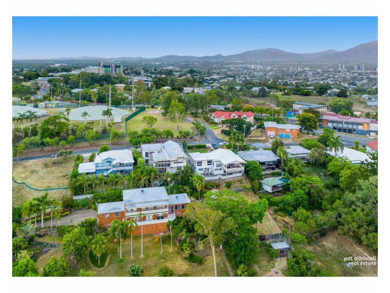 7 Bellevue Terrace, The Range QLD 4700
