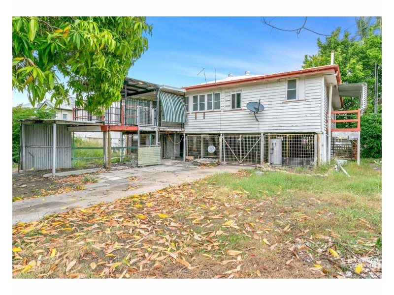 15 Kent Street, Rockhampton City QLD 4700