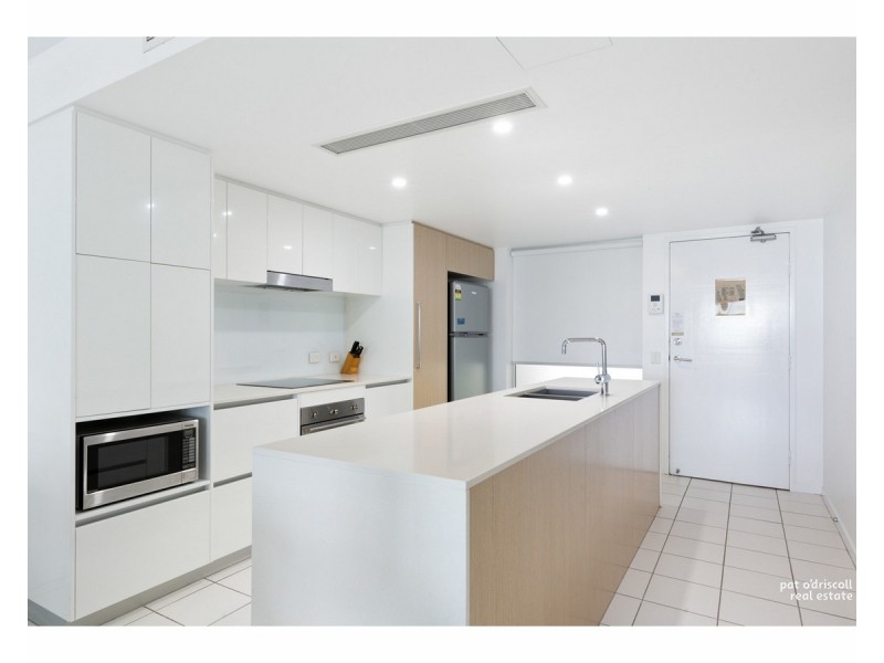 102/18-22 Anzac Parade, Yeppoon QLD 4703