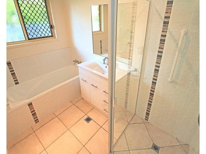 327a Denham Street Extension, West Rockhampton QLD 4700