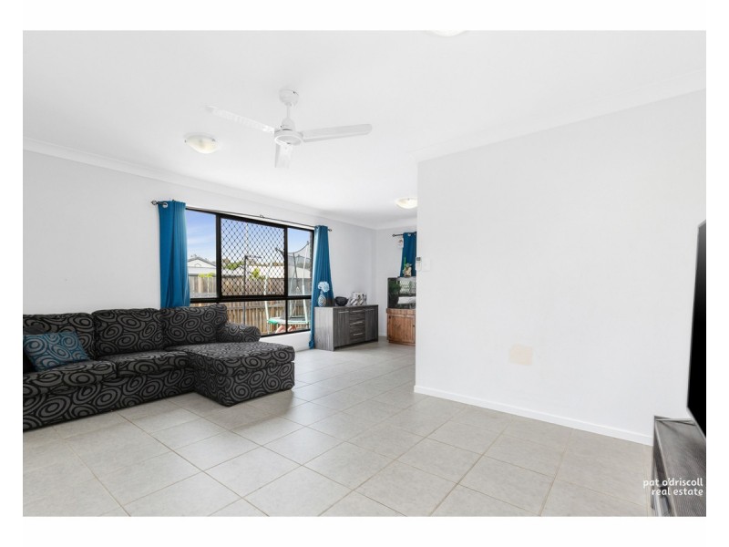 2 Jomarant Place, Kawana QLD 4701