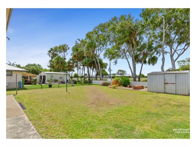 23 Pinnacle Street, Causeway Lake QLD 4703