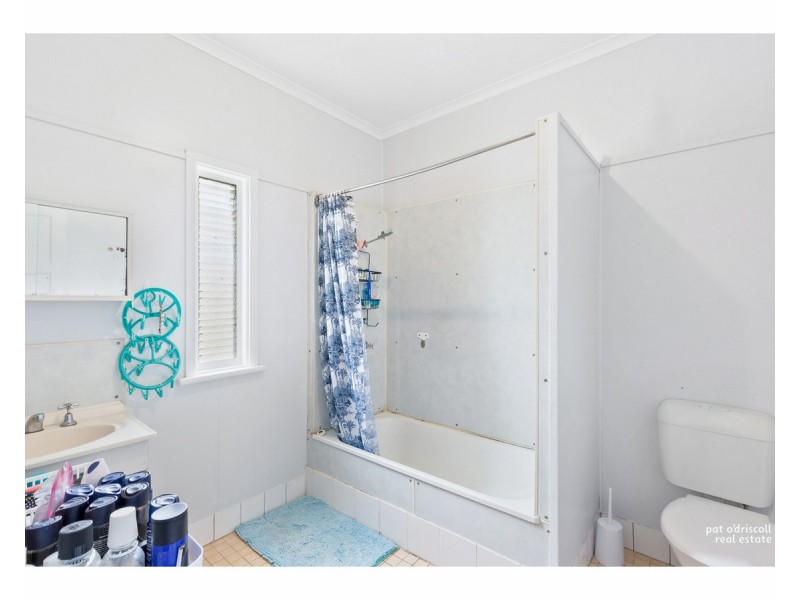 110 Clifton Street, Berserker QLD 4701