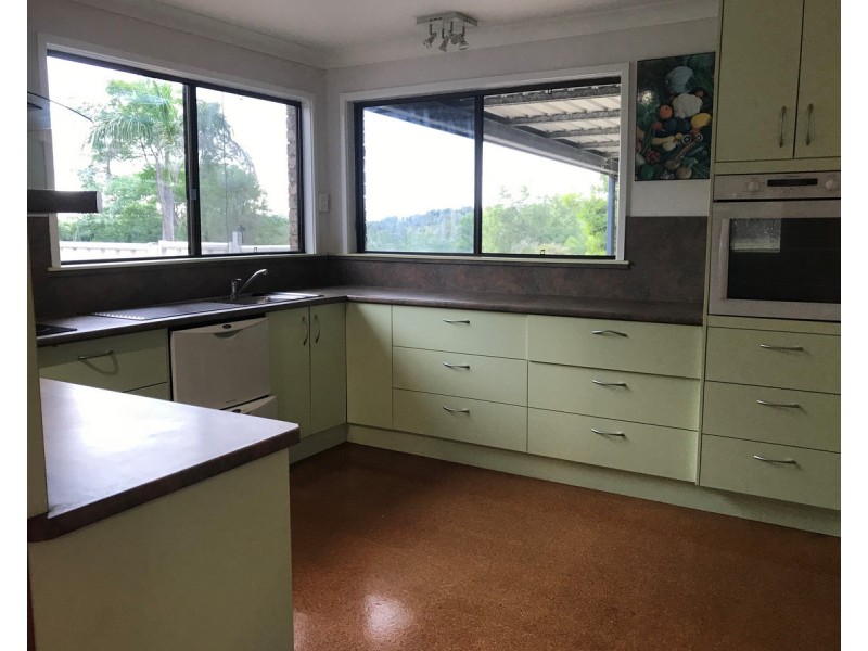 185 Alaire Drive, Theodore QLD 4719