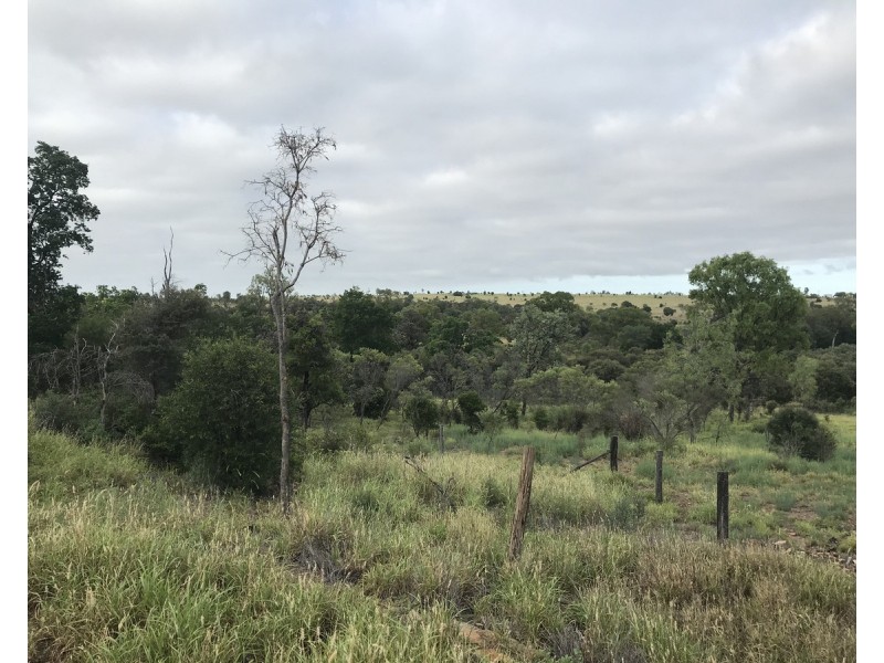 185 Alaire Drive, Theodore QLD 4719