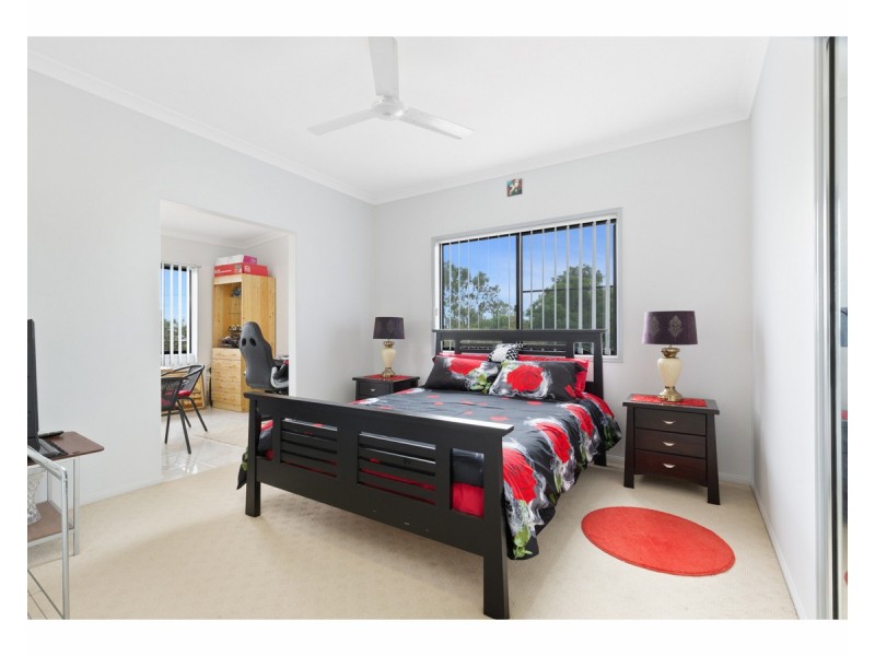 33 Clifton Street, Gracemere QLD 4702