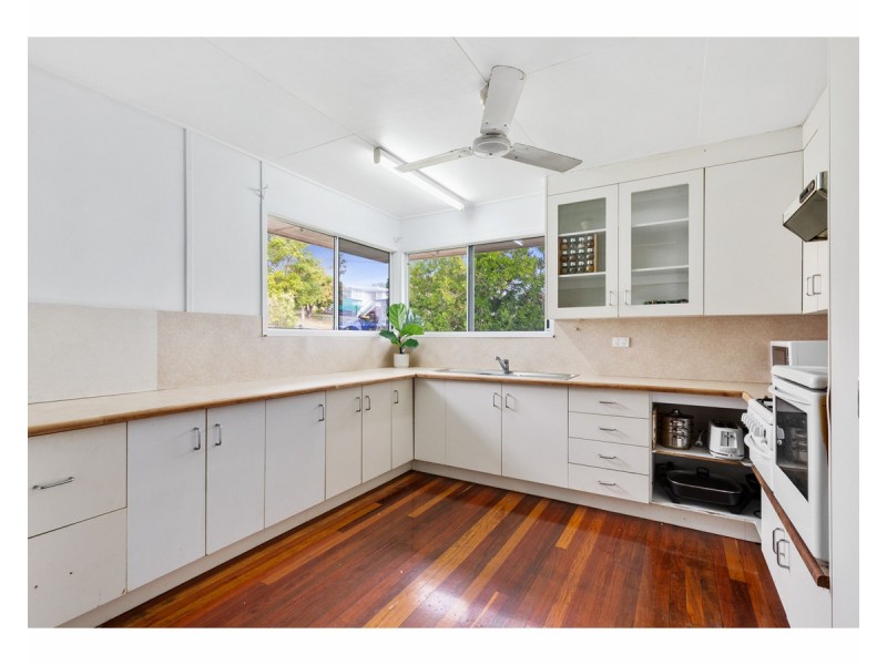 42 Stickley Street, West Rockhampton QLD 4700