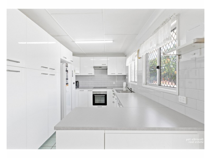37 Charles Street, Berserker QLD 4701