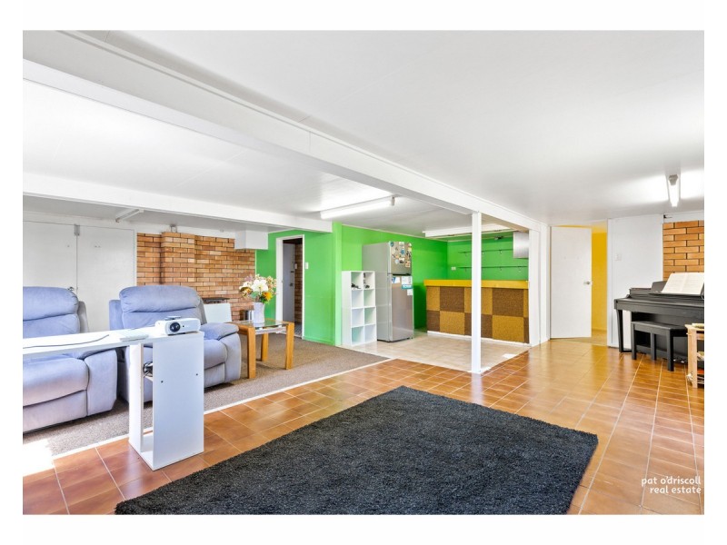 37 Charles Street, Berserker QLD 4701