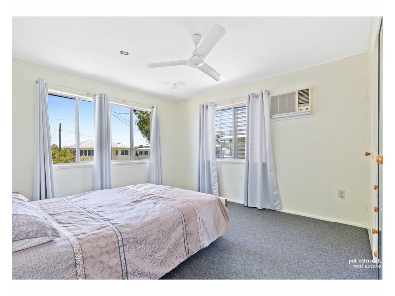 37 Charles Street, Berserker QLD 4701