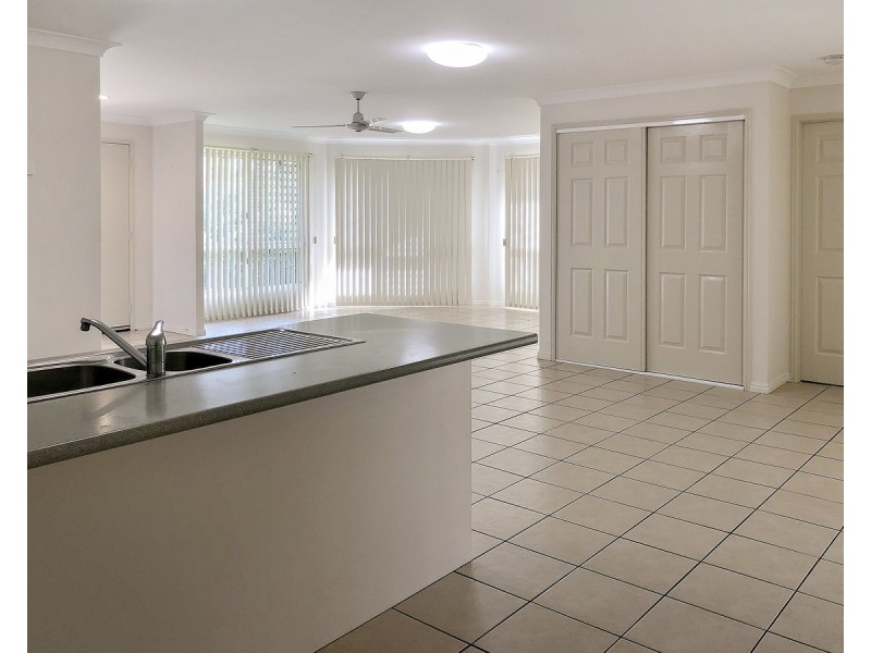 1 Turner Court, Parkhurst QLD 4702