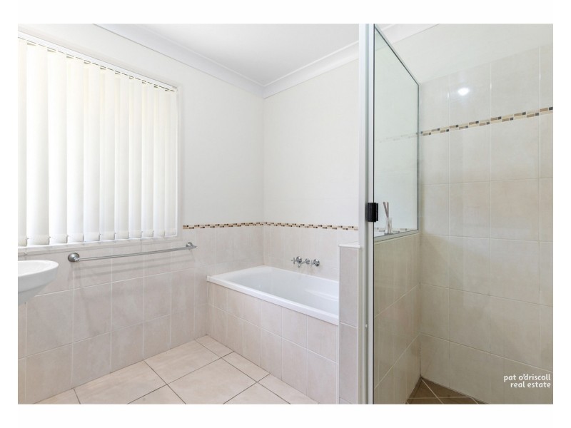 2 Sturt Court, Gracemere QLD 4702