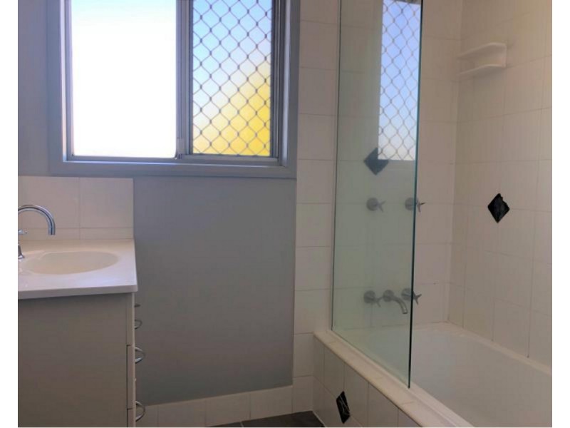 280 Pattemore Street, Kawana QLD 4701