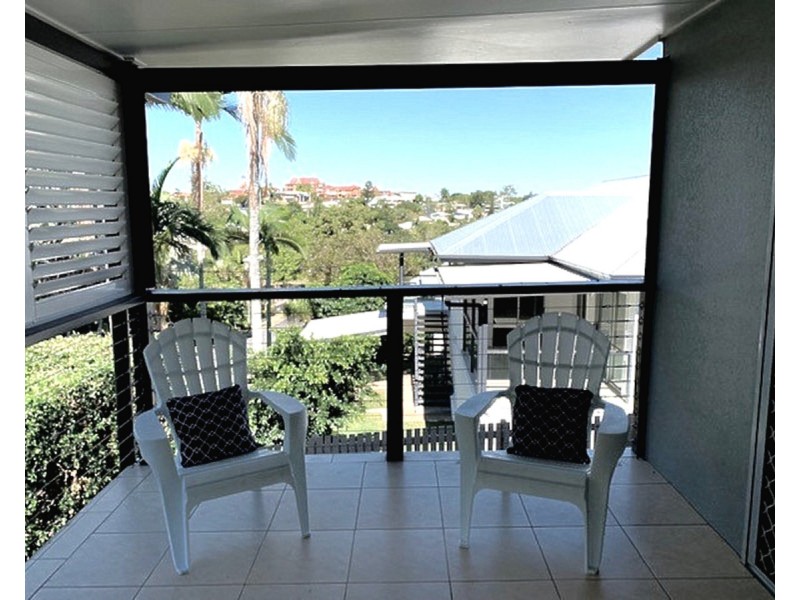 8 Beaconsfield Terrace, The Range QLD 4700