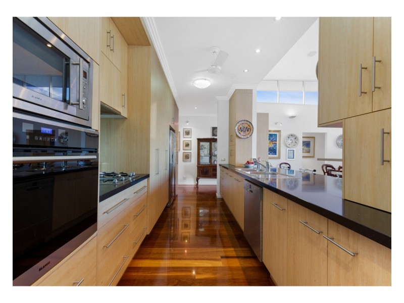 802/6-8 Victoria Parade, Rockhampton City QLD 4700