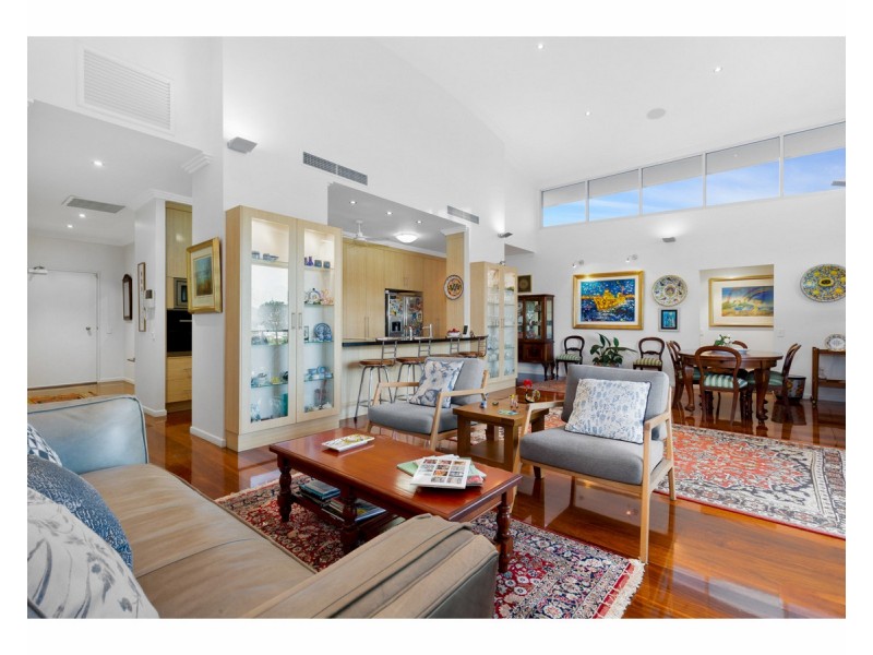 802/6-8 Victoria Parade, Rockhampton City QLD 4700