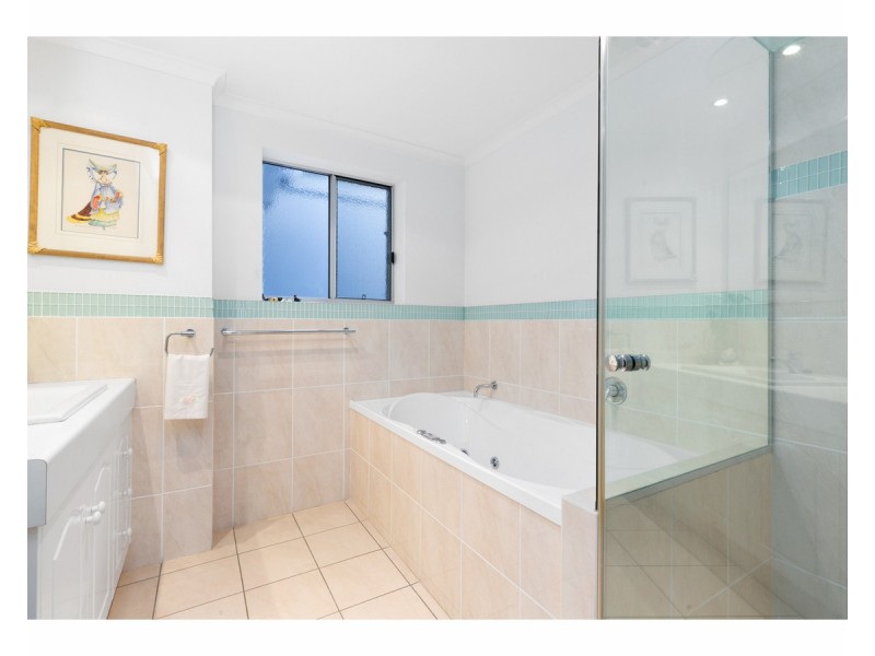 802/6-8 Victoria Parade, Rockhampton City QLD 4700