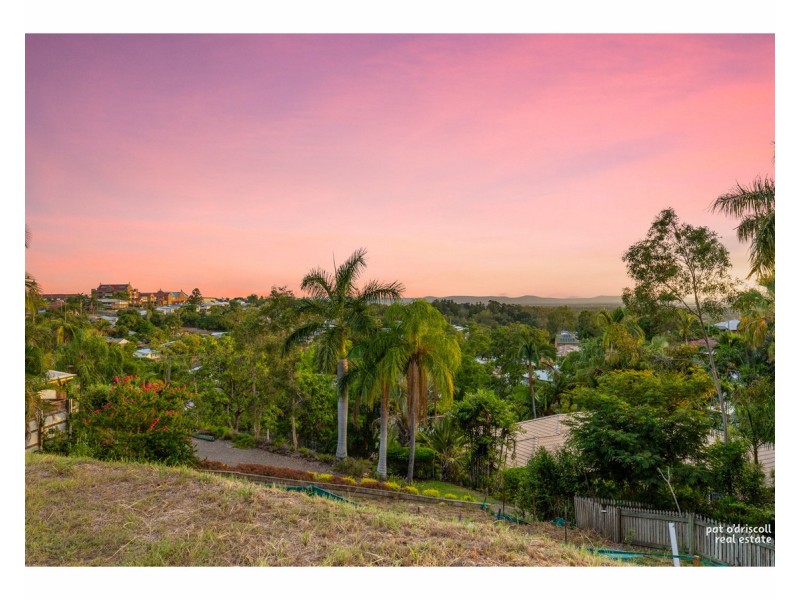15 Bellevue Terrace, The Range QLD 4700