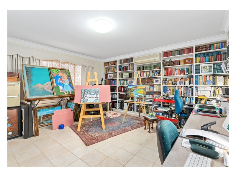 23 Dawn Close, Rockyview QLD 4701