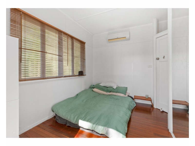 27 Brae Street, The Range QLD 4700