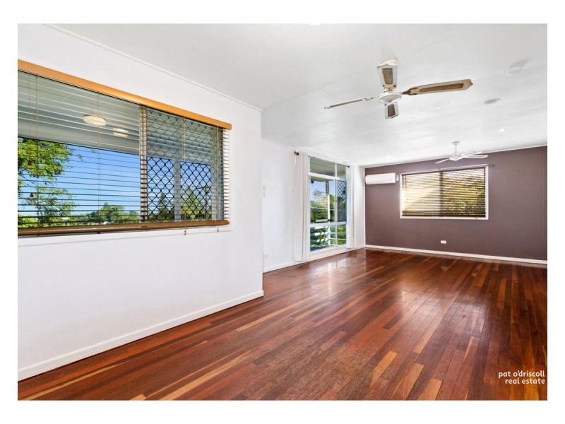 13 Pennycuick Street, The Range QLD 4700