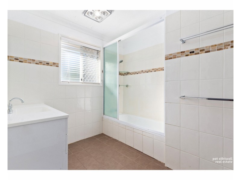 13 Pennycuick Street, The Range QLD 4700