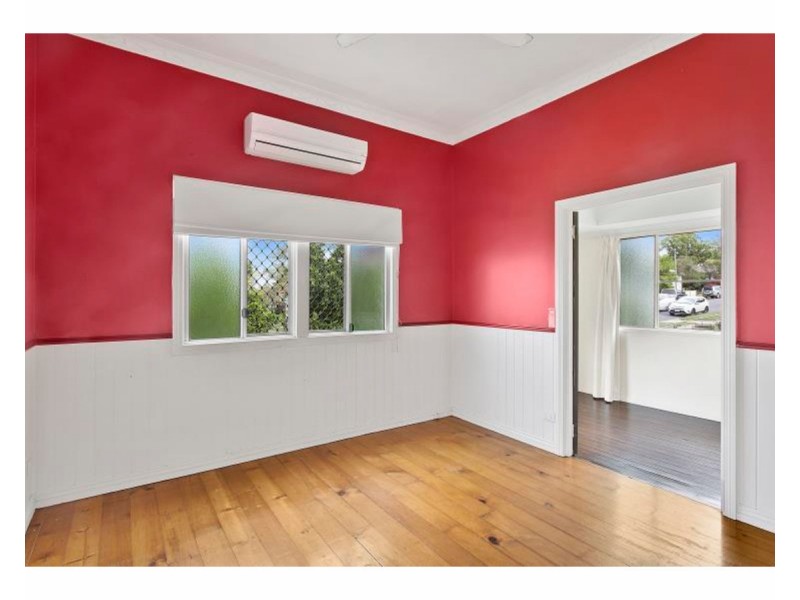 8 Spencer Street, The Range QLD 4700
