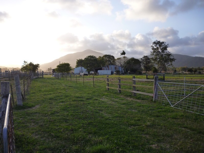1258 Emu Park Road, Nankin QLD 4701
