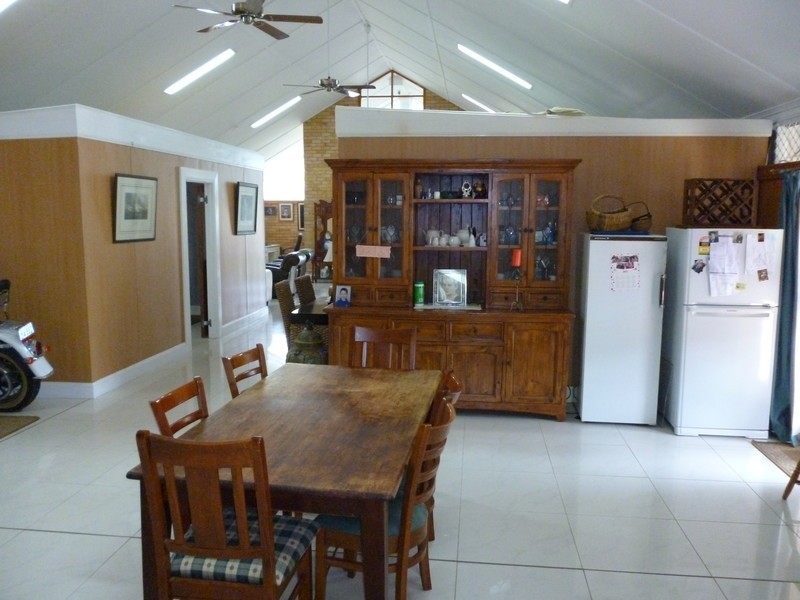81 Wood Street, Depot Hill QLD 4700