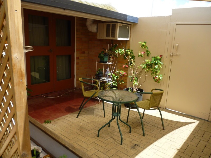 81 Wood Street, Depot Hill QLD 4700