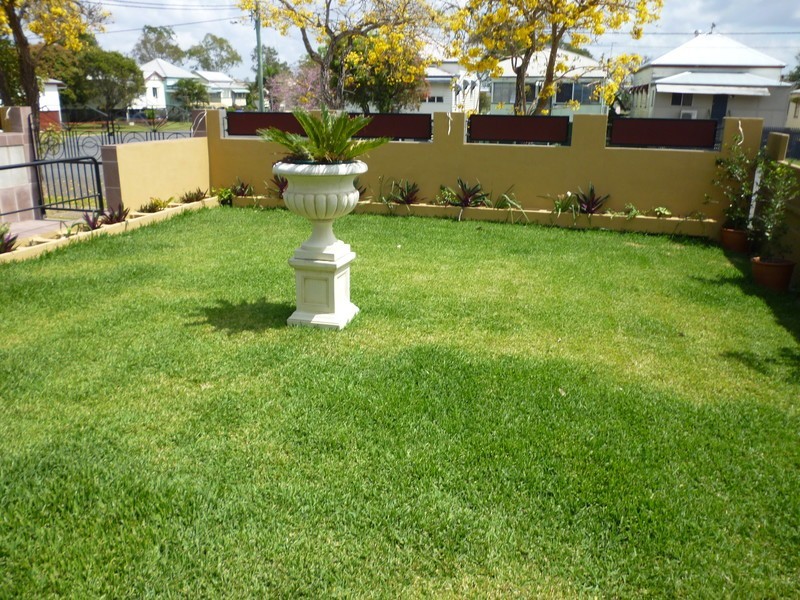 81 Wood Street, Depot Hill QLD 4700