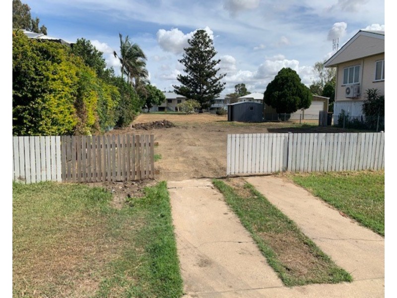 9 Luck Avenue, Wandal QLD 4700