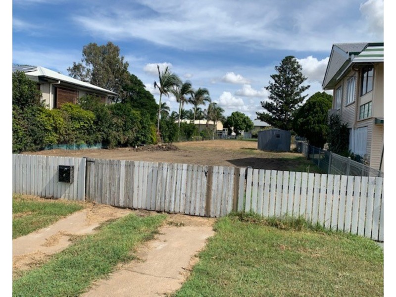 9 Luck Avenue, Wandal QLD 4700