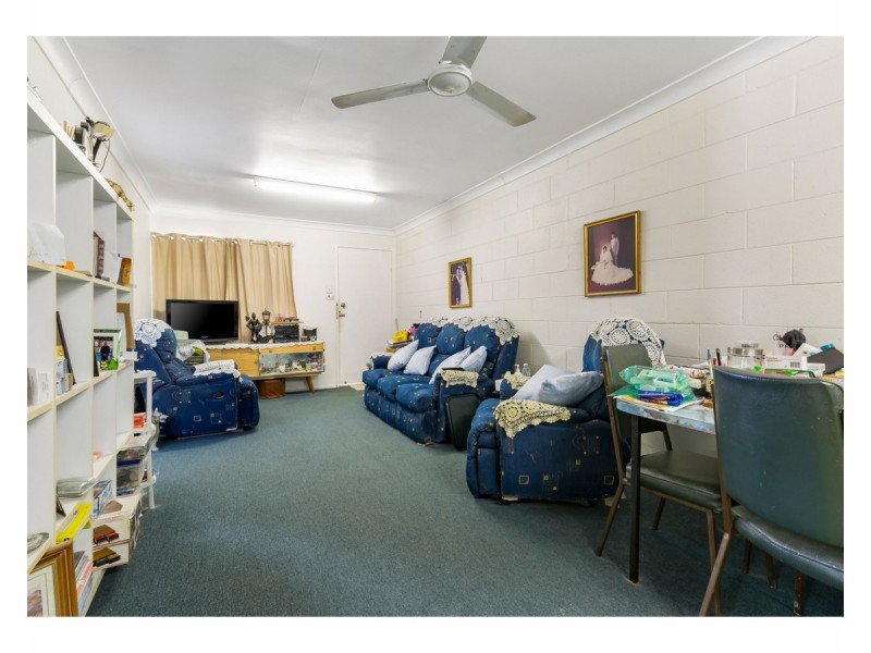 32 Symons Street, Park Avenue QLD 4701