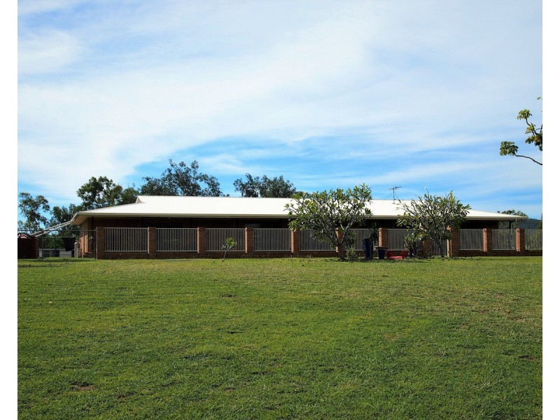 19 Vass Road, Etna Creek QLD 4702