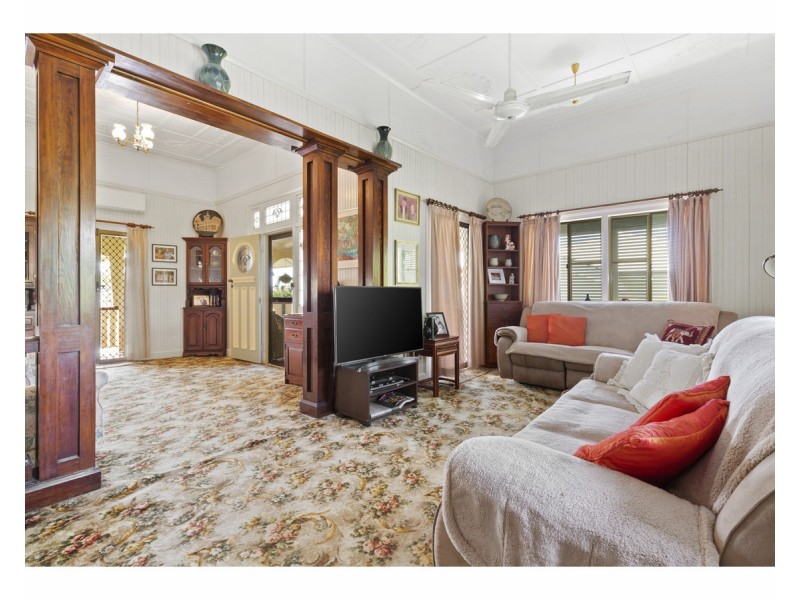 67 Glencoe Street, The Range QLD 4700