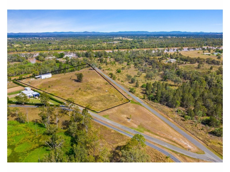 389A Alexandra Street, Parkhurst QLD 4702