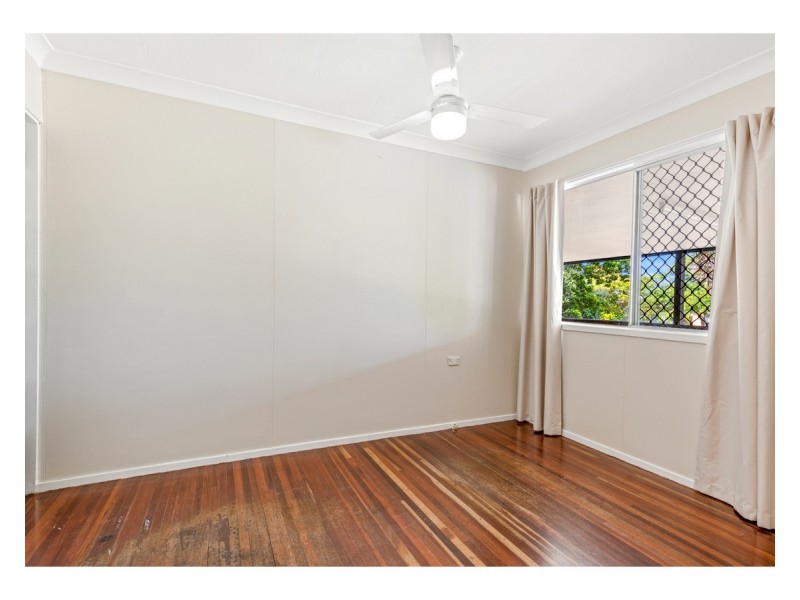 294 Kirby Street, Koongal QLD 4701